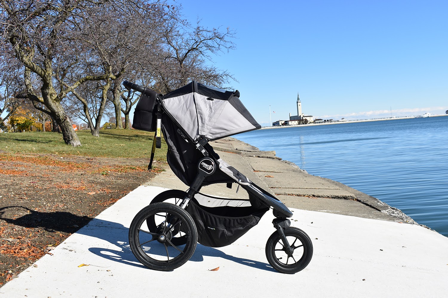 Summit Jogger Pram with Front Wheel Lock