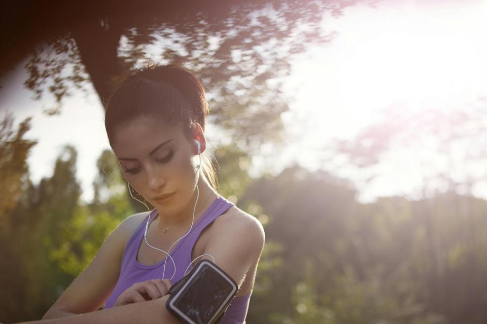 staying safe while listening to music while running