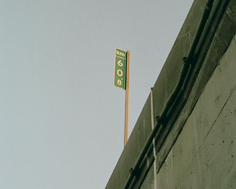 Converting 26.2 miles in km off the top of your head can be difficult, especially as an international runner.