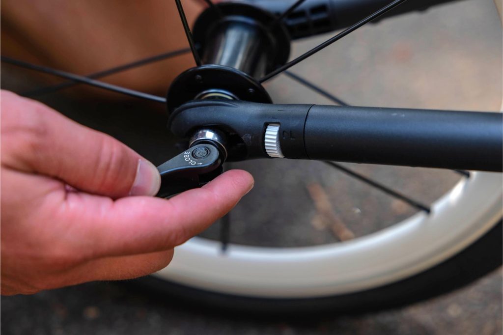 How to stop fixed front wheel on stroller from pulling to one side