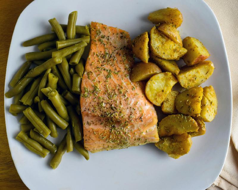 fish is one of the best foods to eat before a 10km run