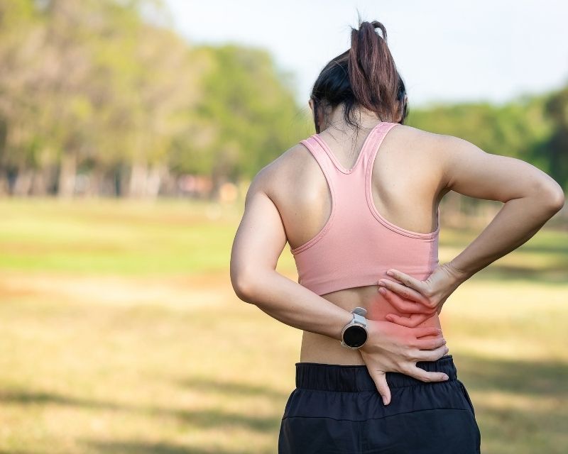 Pelvic pain while walking can show up as pain in your hips